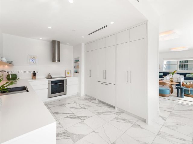 6103 Aqua Ave 705, Miami Beach, FL 33141