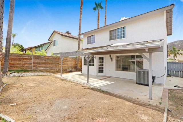 14716 Long View Drive, Fontana, CA 92337