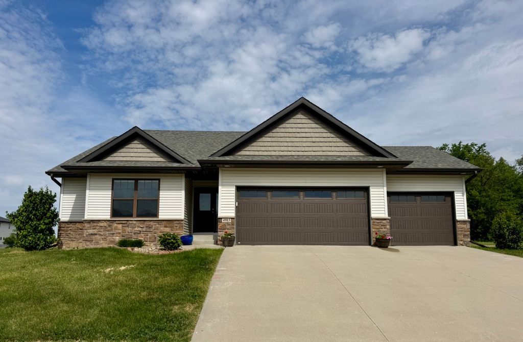 4983 Preston Lane, Iowa City, IA 52246
