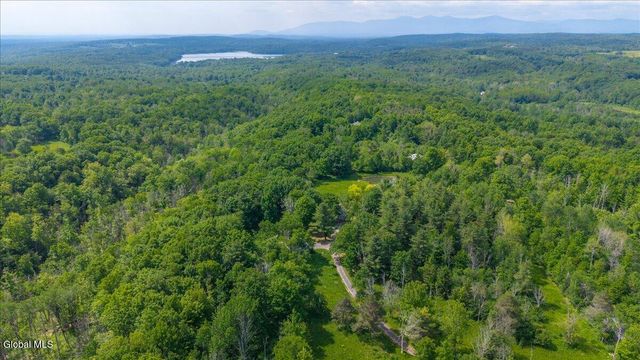 9 Gibson Road, Westerlo, NY 12193