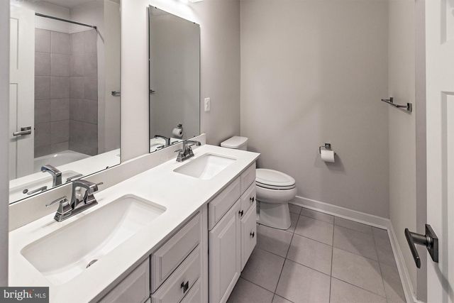 311 PINE VIEW DR, Newark, DE 19702
