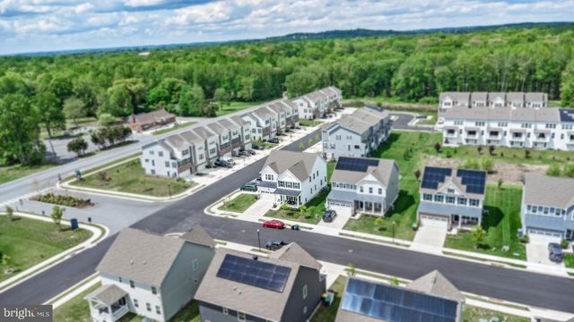 311 PINE VIEW DR, Newark, DE 19702
