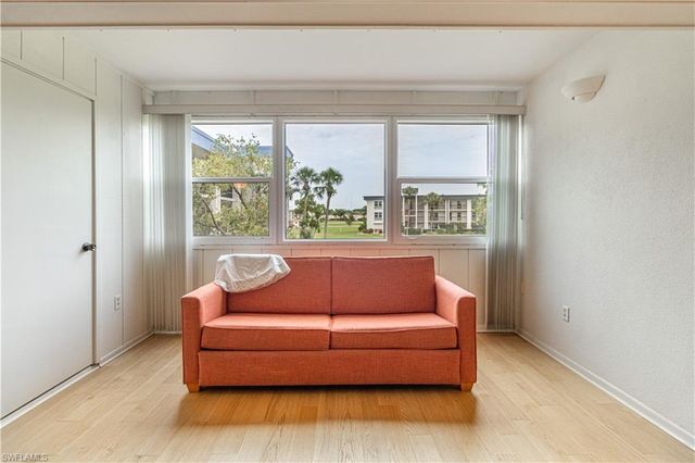 1828 Pine Valley DR # 201, Fort Myers, FL 33907