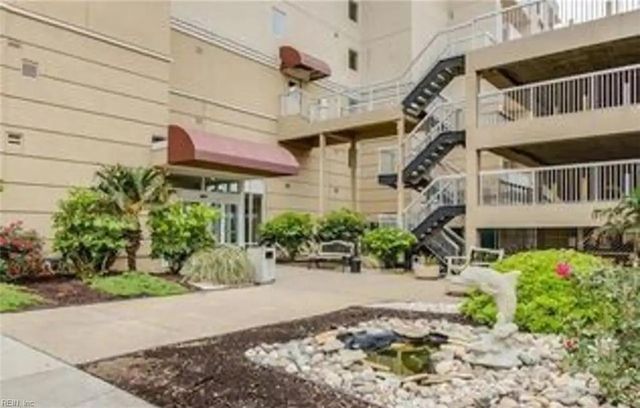 303 Atlantic Ave Apt 1003, Virginia Beach, VA 23451