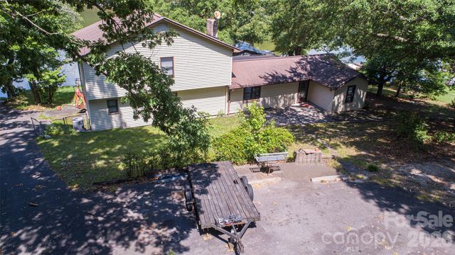 15722 Rhinehill Road, Charlotte, NC 28278