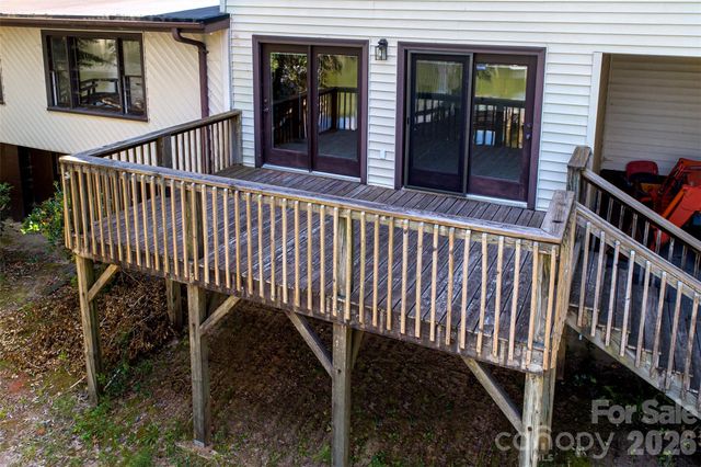 15722 Rhinehill Road, Charlotte, NC 28278