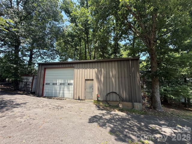 15722 Rhinehill Road, Charlotte, NC 28278
