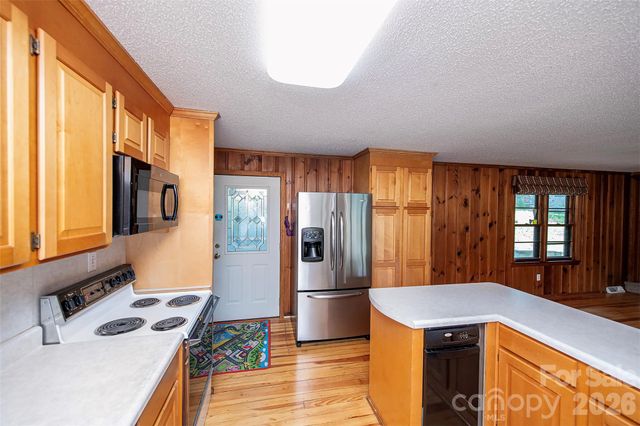 15722 Rhinehill Road, Charlotte, NC 28278