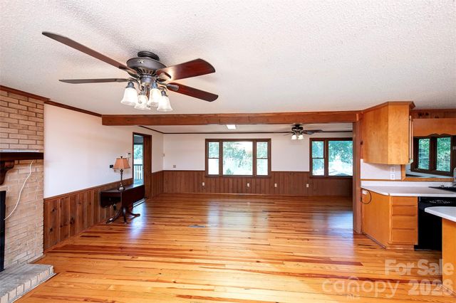 15722 Rhinehill Road, Charlotte, NC 28278
