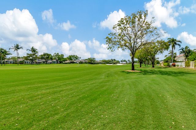 4114 NW Briarcliff Circle, Boca Raton, FL 33496