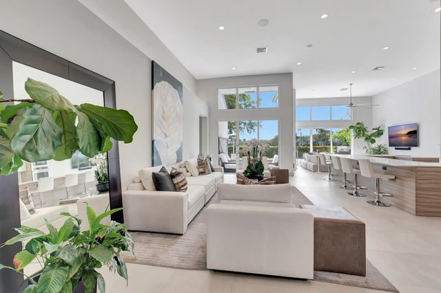 4114 NW Briarcliff Circle, Boca Raton, FL 33496