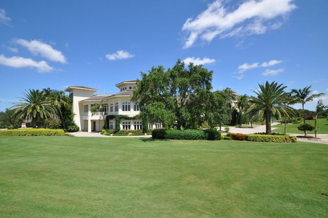 4114 NW Briarcliff Circle, Boca Raton, FL 33496