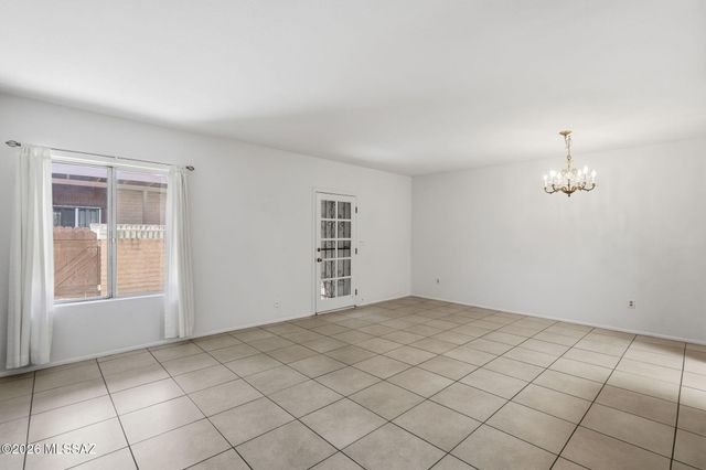 282 E Ponderosa Street, Tucson, AZ 85705