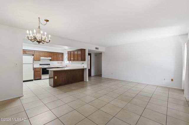 282 E Ponderosa Street, Tucson, AZ 85705