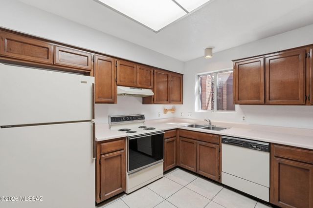 282 E Ponderosa Street, Tucson, AZ 85705