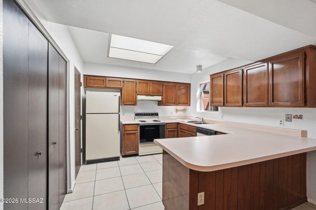 282 E Ponderosa Street, Tucson, AZ 85705