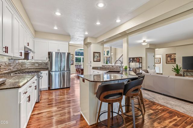 159 Princeville Drive, Eagle Point, OR 97524