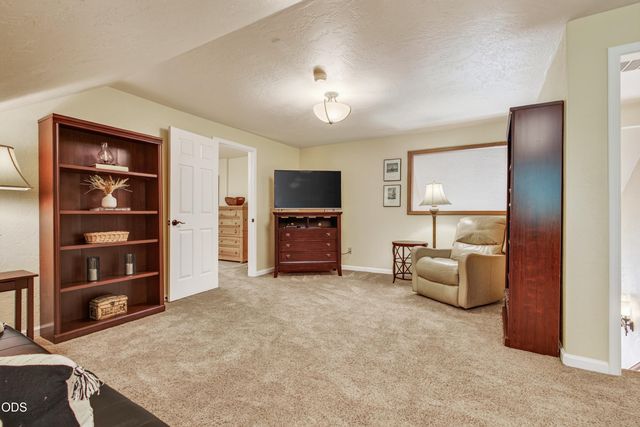 159 Princeville Drive, Eagle Point, OR 97524