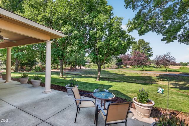 159 Princeville Drive, Eagle Point, OR 97524
