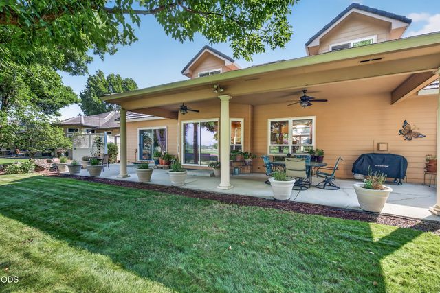 159 Princeville Drive, Eagle Point, OR 97524