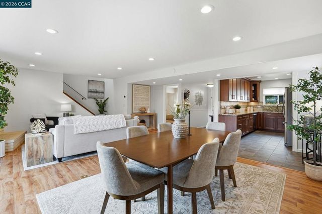 187 Miramonte Dr, Moraga, CA 94556