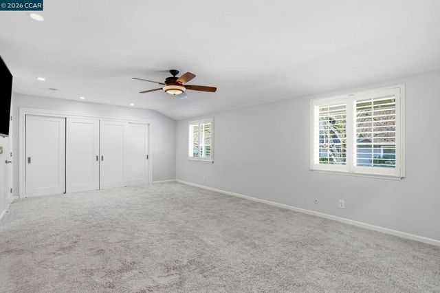 187 Miramonte Dr, Moraga, CA 94556