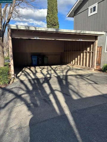 187 Miramonte Dr, Moraga, CA 94556