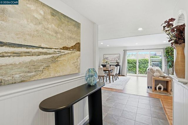 187 Miramonte Dr, Moraga, CA 94556