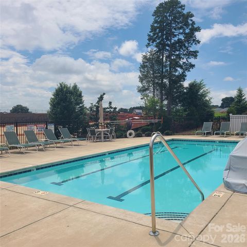 135 Valleymist Lane, Mooresville, NC 28117