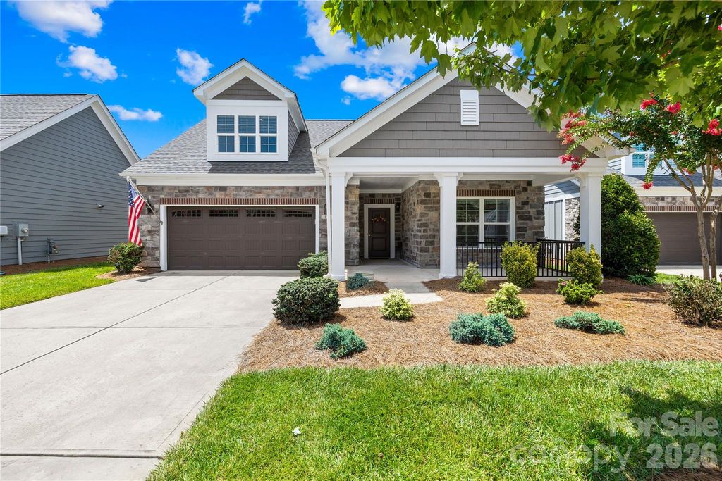 135 Valleymist Lane, Mooresville, NC 28117