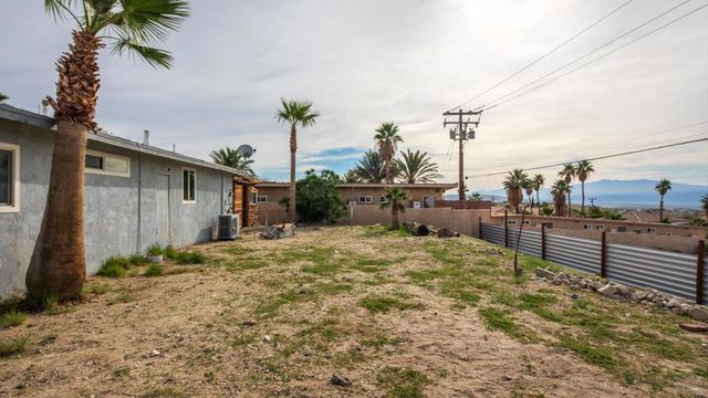 68123 Calle Las Tiendas, Desert Hot Springs, CA 92240