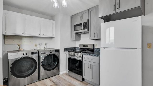 68123 Calle Las Tiendas, Desert Hot Springs, CA 92240