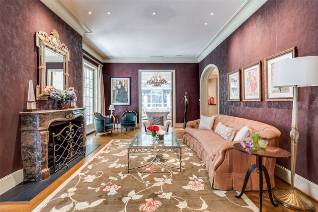 5800 Armstrong Parkway, University Park, TX 75205