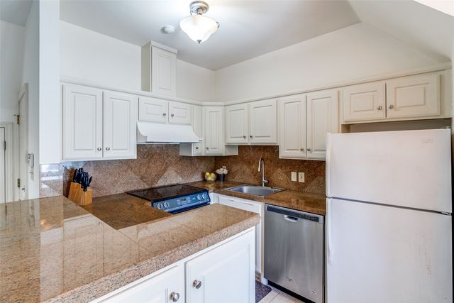 5800 Armstrong Parkway, University Park, TX 75205