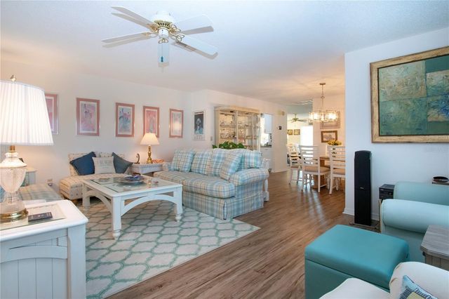 203 AUSTIN HILL COURT, Sun City Center, FL 33573