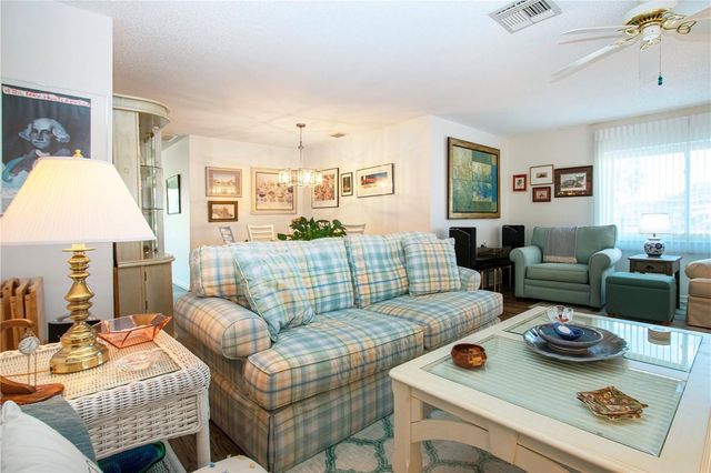 203 AUSTIN HILL COURT, Sun City Center, FL 33573