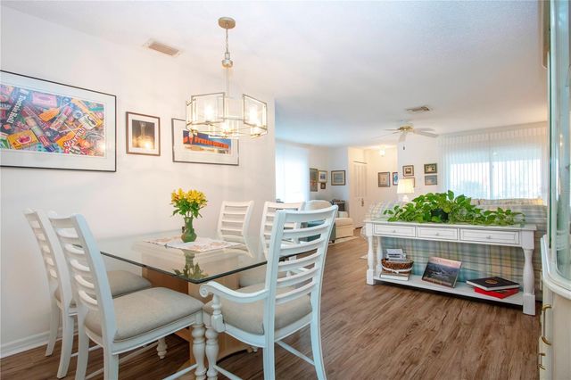 203 AUSTIN HILL COURT, Sun City Center, FL 33573