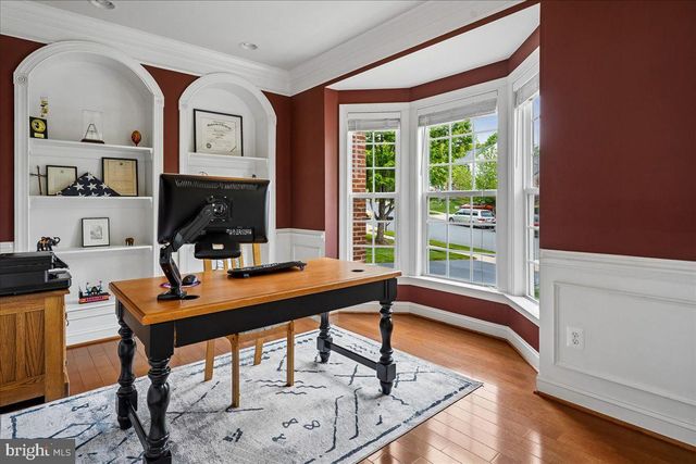 5382 MACDONALD RD, Woodbridge, VA 22193