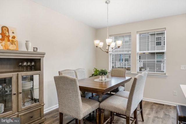 12 VENICE LN, Mount Laurel, NJ 08054
