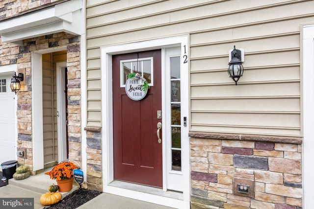 12 VENICE LN, Mount Laurel, NJ 08054