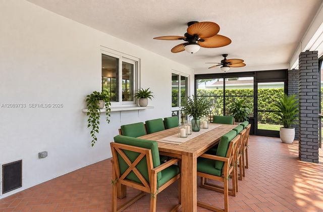 15725 SW 89th Avenue, Palmetto Bay, FL 33157