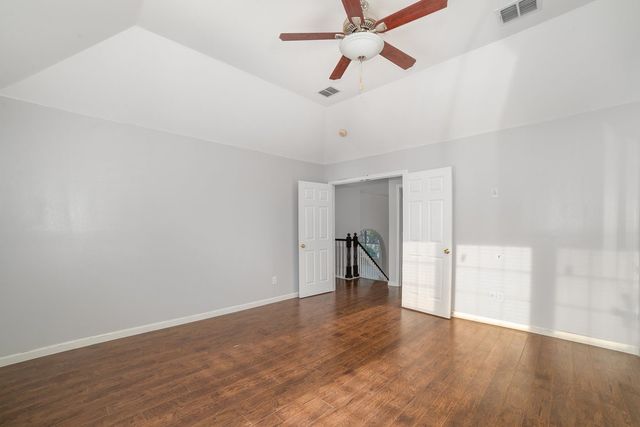 1908 Wood Crest Drive, Grapevine, TX 76051