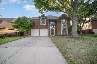 1908 Wood Crest Drive, Grapevine, TX 76051