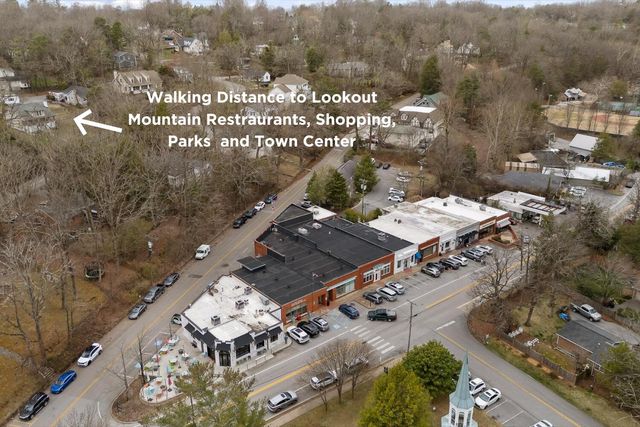 610 W Sunset Road, Lookout Mountain, TN 37350