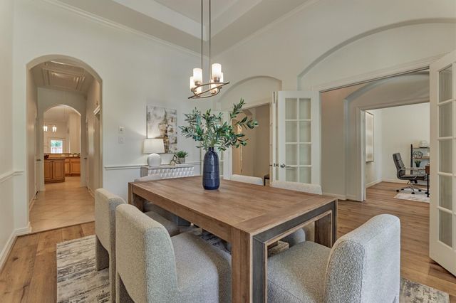 6 Millsap, The Woodlands, TX 77382