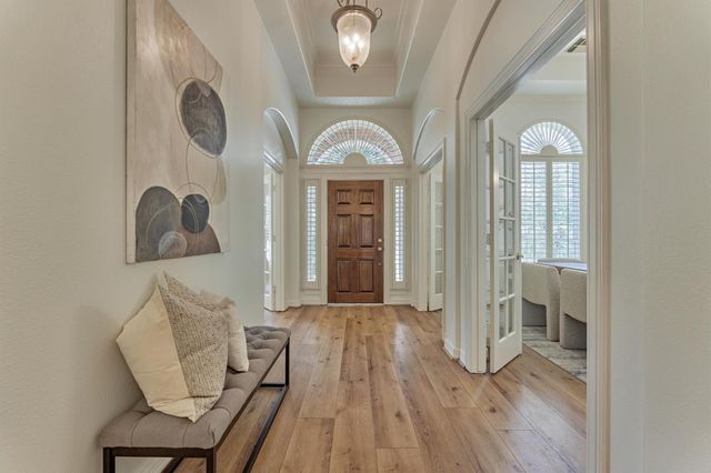 6 Millsap, The Woodlands, TX 77382