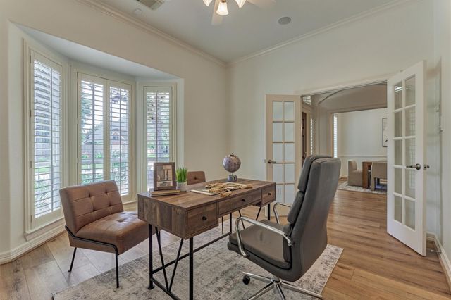 6 Millsap, The Woodlands, TX 77382