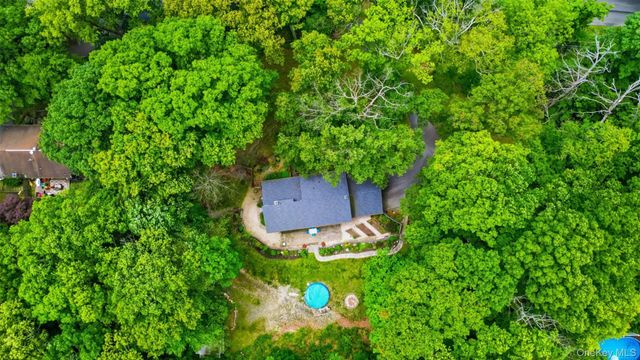 62 Old Sylvan Lake, Hopewell Junction, NY 12533
