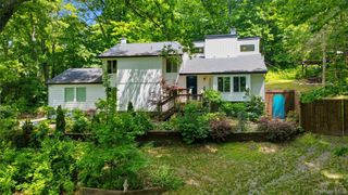 62 Old Sylvan Lake, Hopewell Junction, NY 12533