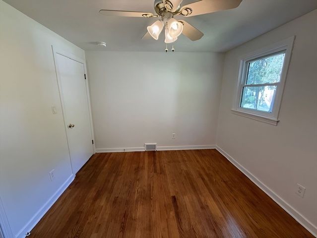 84 Hanward Hl, East Longmeadow, MA 01028